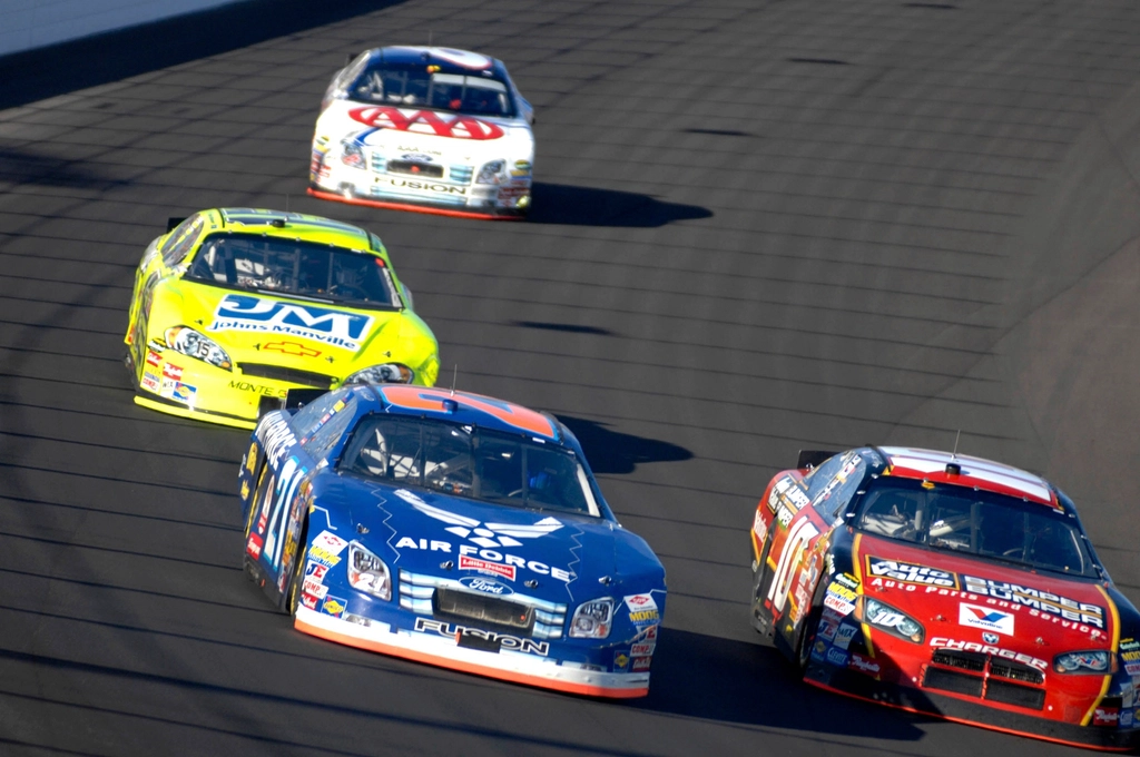 200 UAW Daimler-Chrysler 400, Las